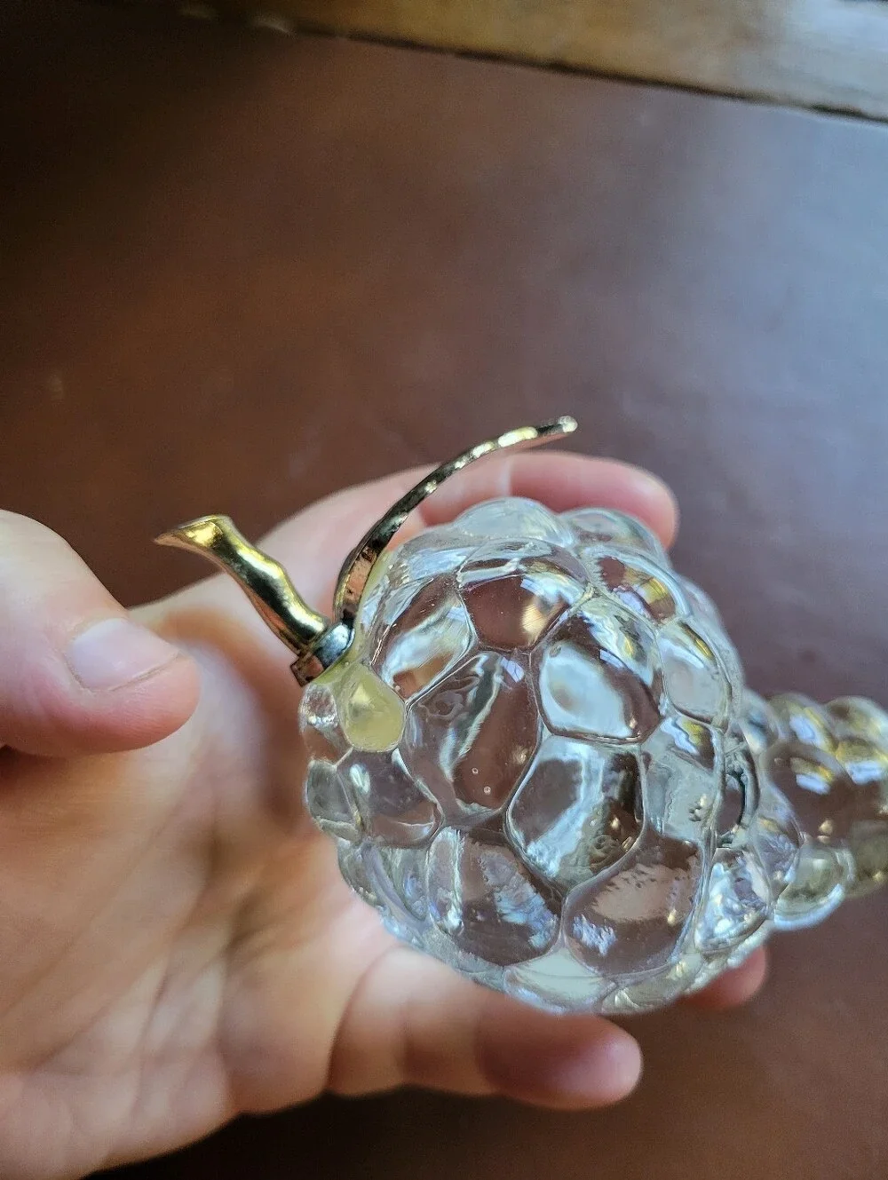 Vintage Grape Cluster Paperweight Clear Crystal Gold Tone Leaf Decor Art Glass